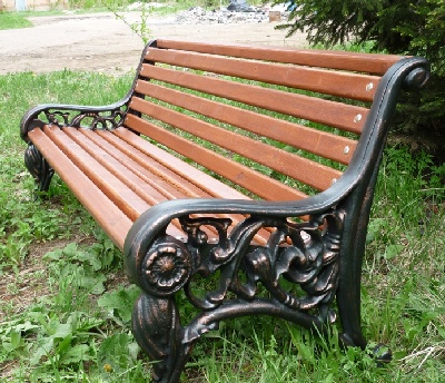 парковые скамейки и лавочки